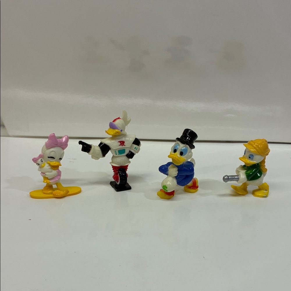 1991 Disney Duck Tales: Scrooge McDuck, Nephew Duck, Daisy And Gizmoduck
